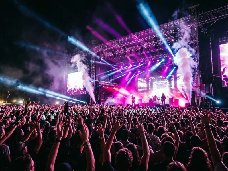 CONCERTS & FESTIVALS